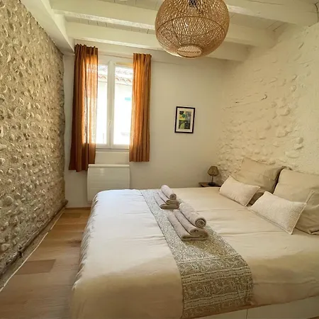 Charmante Maison Avec Terrasse, Pays De La Lavande Semesterbostad Valensole